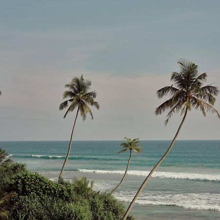 Gitano Surf Ahangama Beachfront Exterior photo